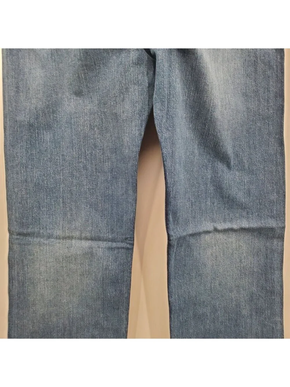 Levi's 505 Regular Ease Regular Straight Leg Midweight Jeans Men Size 36x32 NWT
